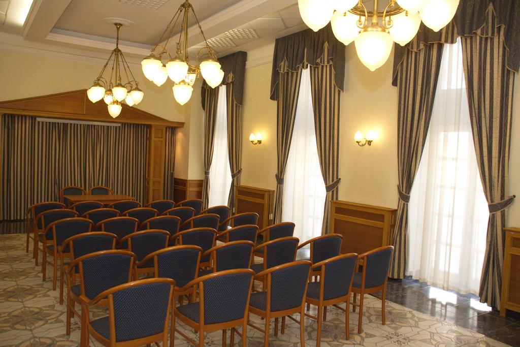 מישקולץ Hotel Pannonia מראה חיצוני תמונה