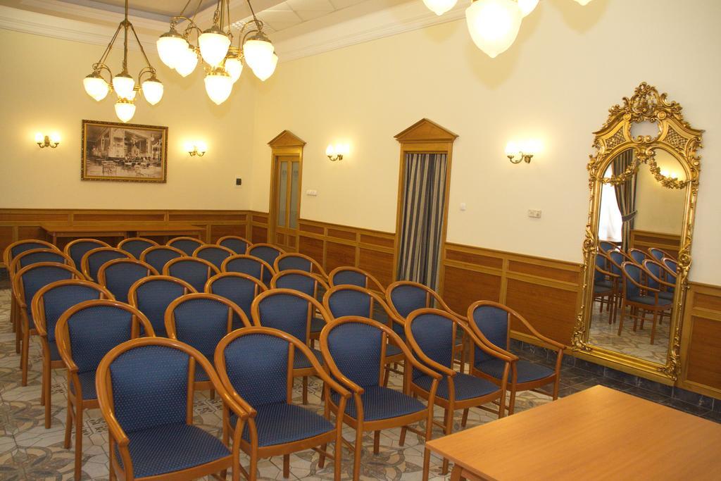 מישקולץ Hotel Pannonia מראה חיצוני תמונה