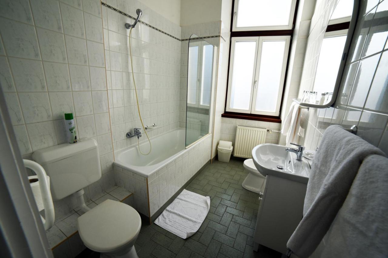מישקולץ Hotel Pannonia מראה חיצוני תמונה