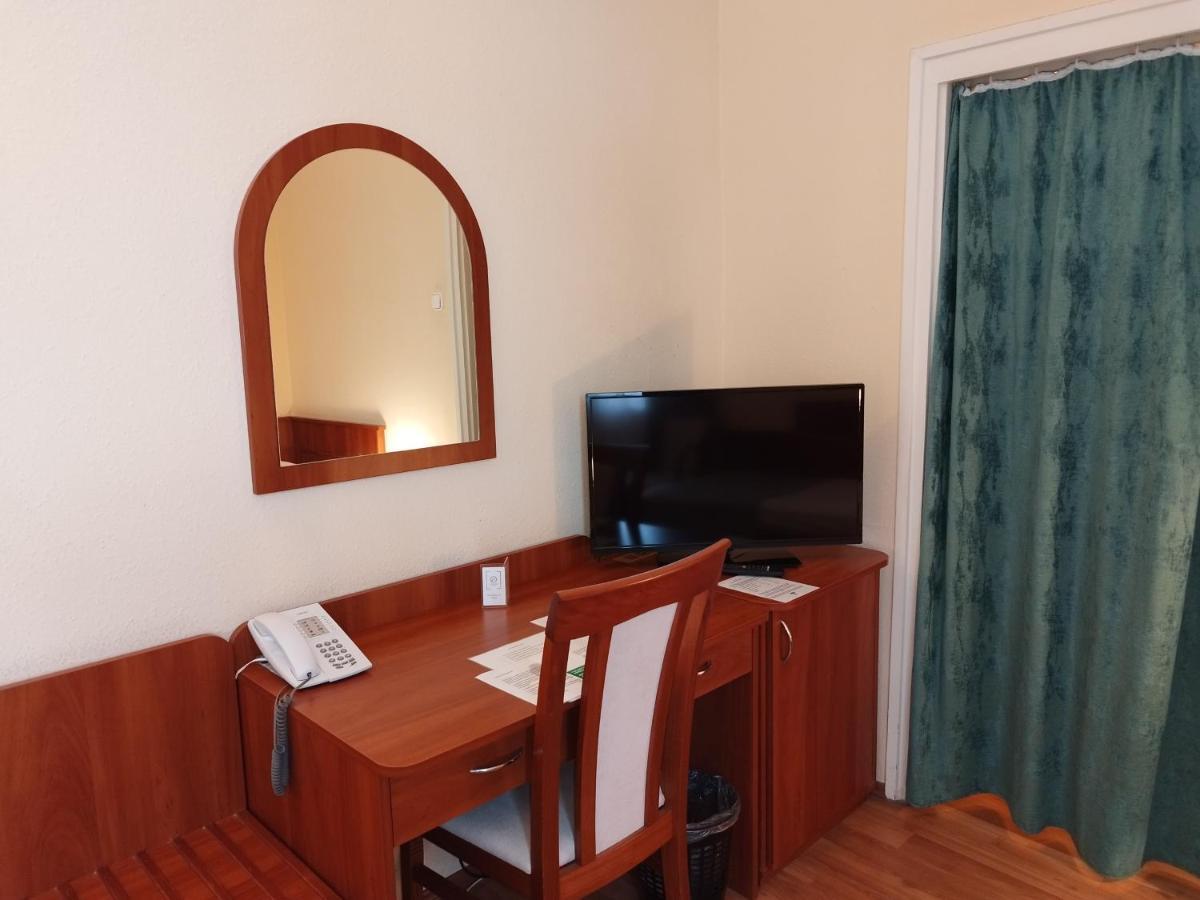 מישקולץ Hotel Pannonia מראה חיצוני תמונה