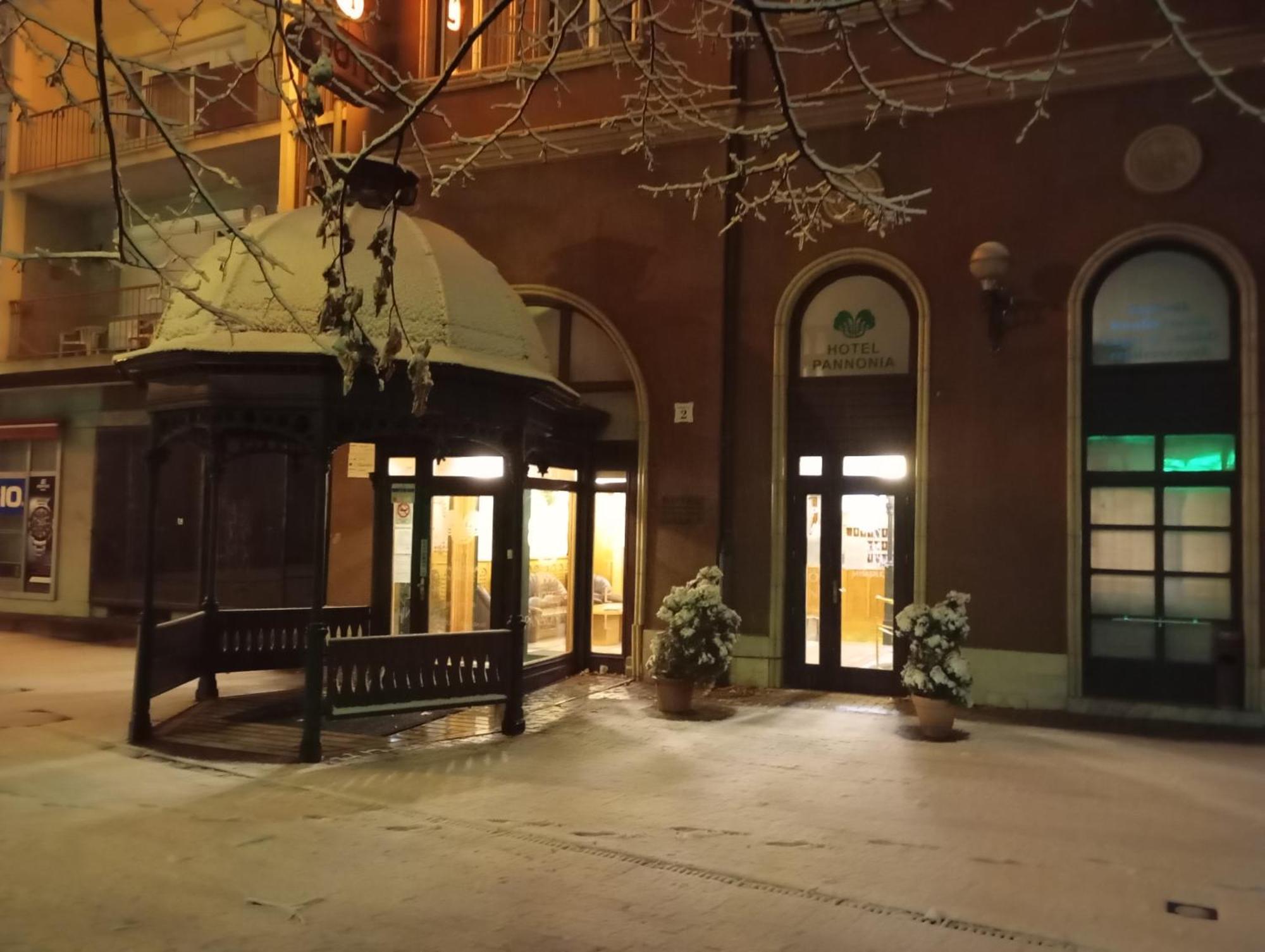 מישקולץ Hotel Pannonia מראה חיצוני תמונה
